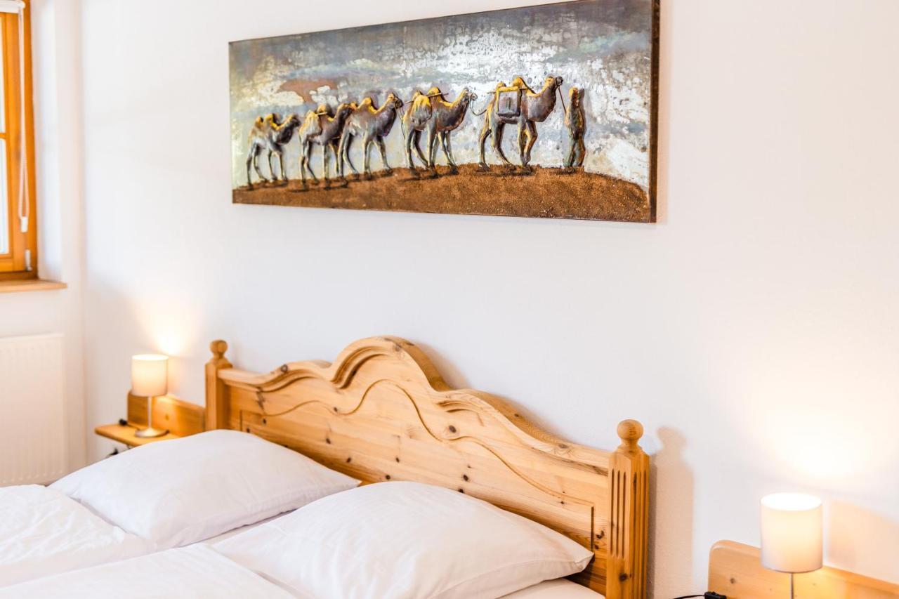Der Bradler Bed & Breakfast Ebhausen Ngoại thất bức ảnh