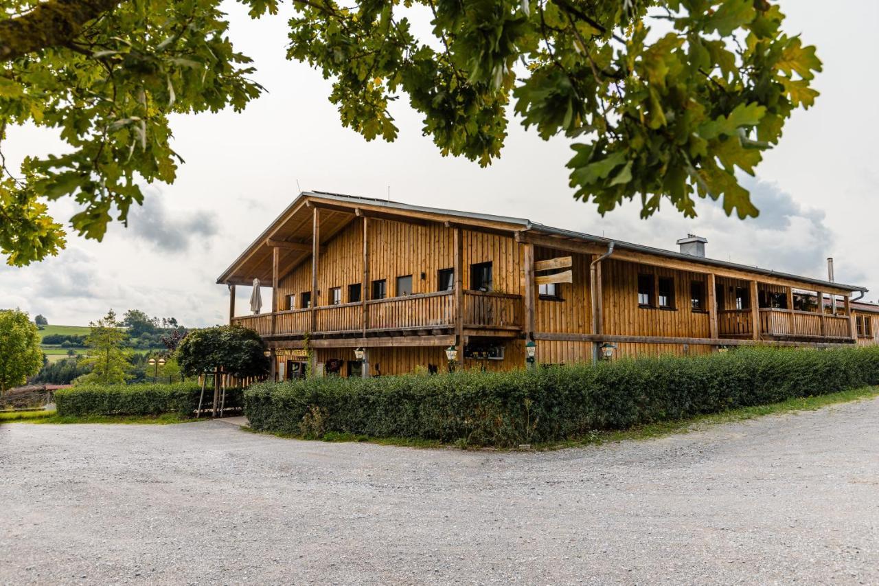 Der Bradler Bed & Breakfast Ebhausen Ngoại thất bức ảnh
